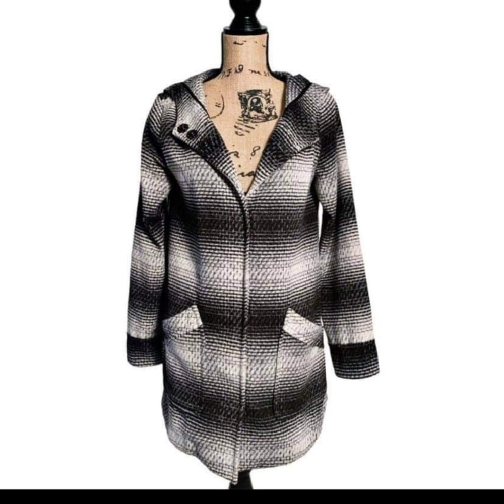 Sanctuary hooded sweater jacket statement shacket small brushed felted blend